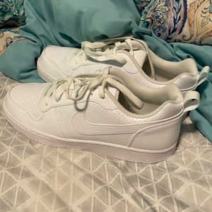 Nike court borough low sl 7Y